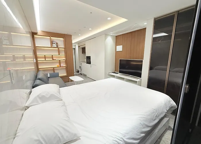 Seocho Gangnam 10 1 Bed Full-option Km House Appartement