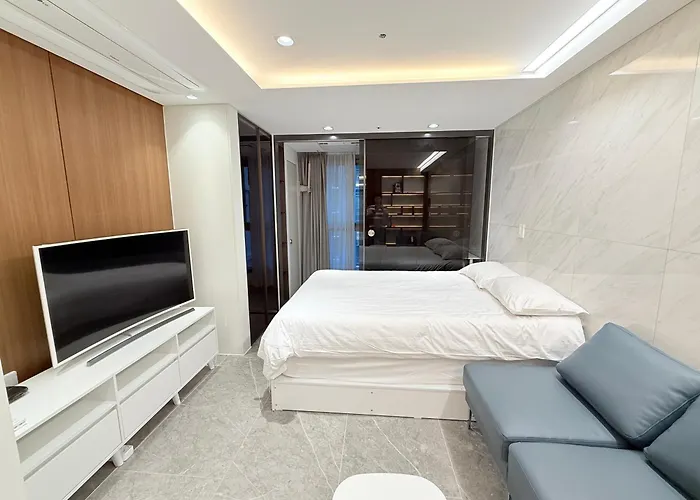 Seocho Gangnam 10 1 Bed Full-option Km House *