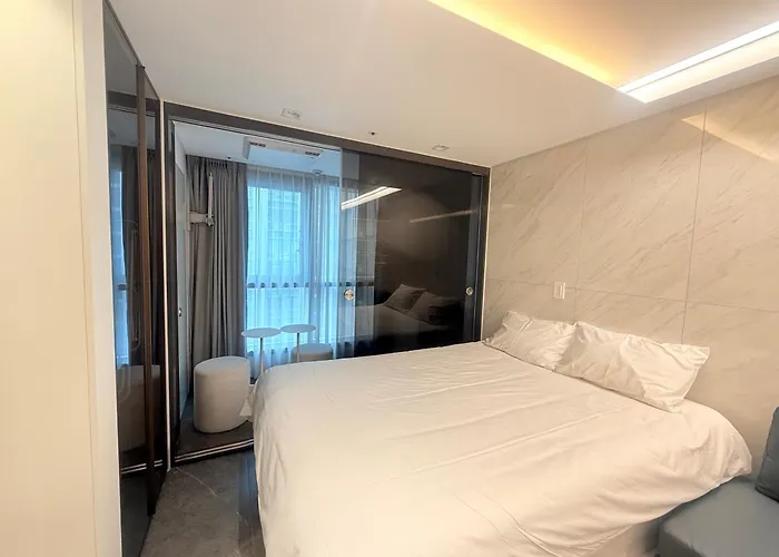 Seocho Gangnam 10 1 Bed Full-option Km House Appartement Seoel