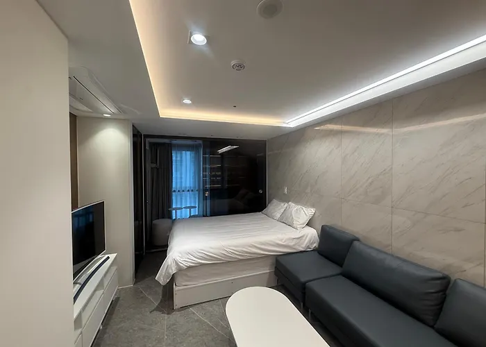 Appartement Seocho Gangnam 10 1 Bed Full-option Km House *